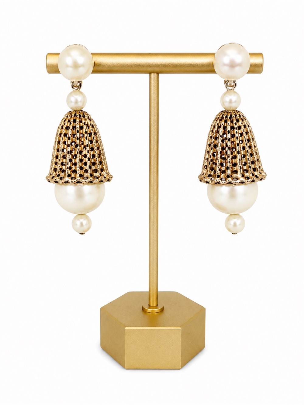 Signed Vintage Marvela Faux Pearl Gold Tone Clip-On Dangle Statement Earrings - Picture 2 of 6